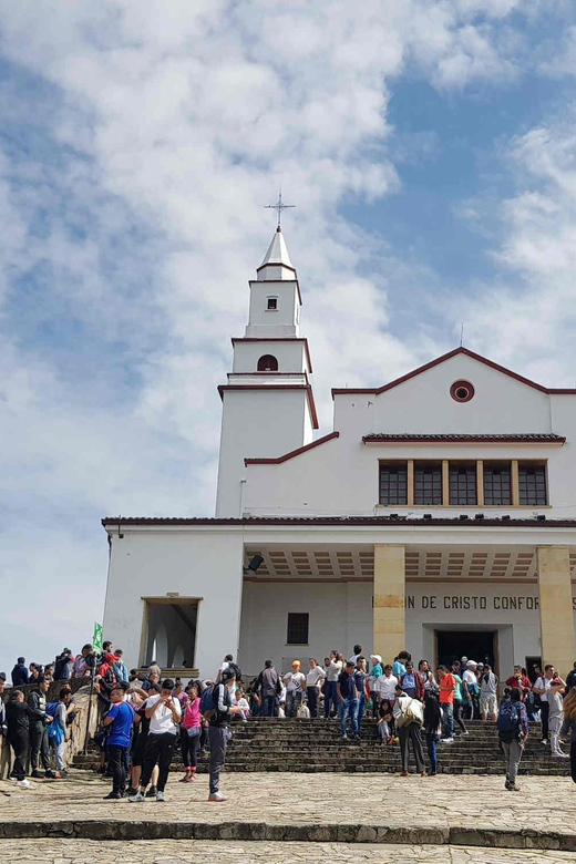 La Candelaria and Monserrate Walking Half Day Tour - Transportation and Accessibility