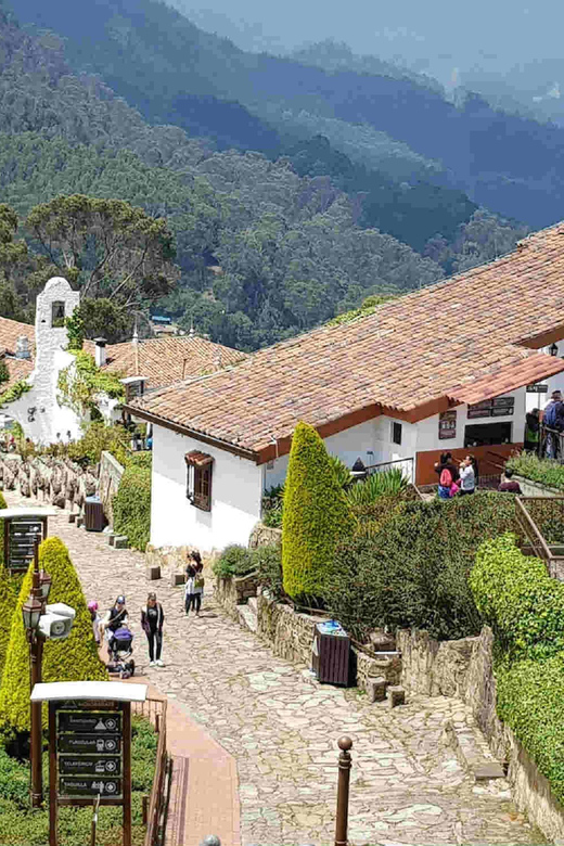 La Candelaria, Monserrate and Gold Museum Full Day Tour - Inclusions