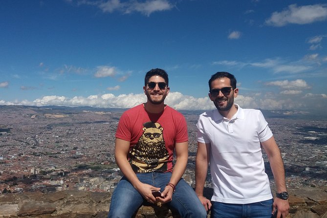 La Candelaria, Mount Monserrate and Gold Museum in One Day in Bogotá - Key Points