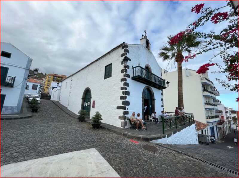 La Canela Neighborhood Santa Cruz La Palma Walking Guide Tour - Meeting Point and Logistics