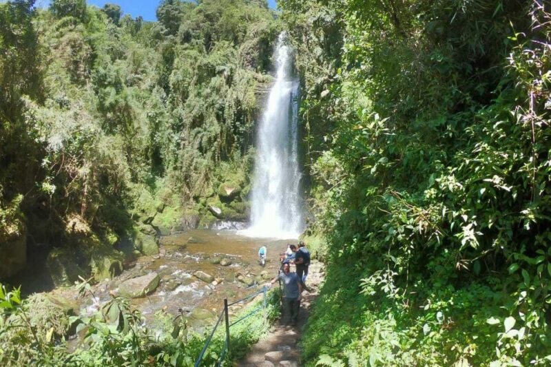 La Chorrera and Chiflon Waterfalls Private Hike Tour - Itinerary