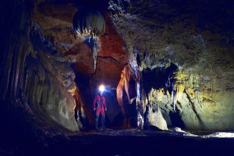 La Ciotat: Caving in Calanques National Park Half-Day Tour - Caving Environment and Formations