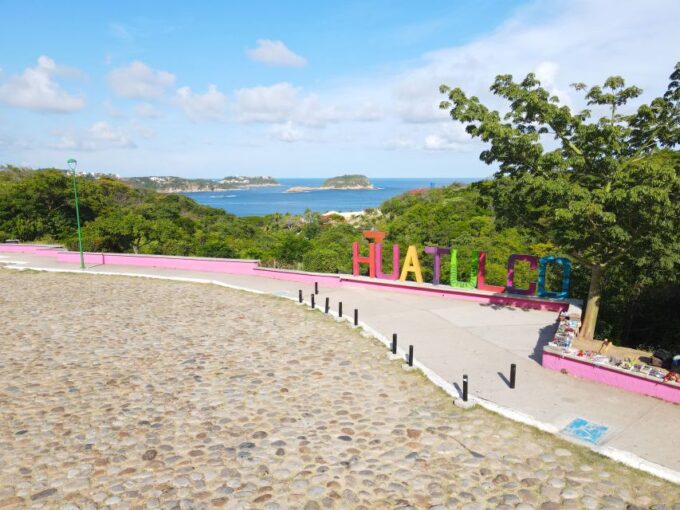 La Crucecita: Huatulco Guided City Tour and Sunset Viewing - Local Food and Mezcal Tastings