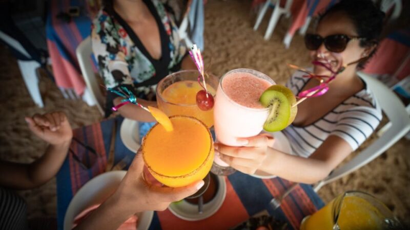 La Crucecita: Private Yacht Cruise in Huatulco With Drinks - Pickup and Dropoff