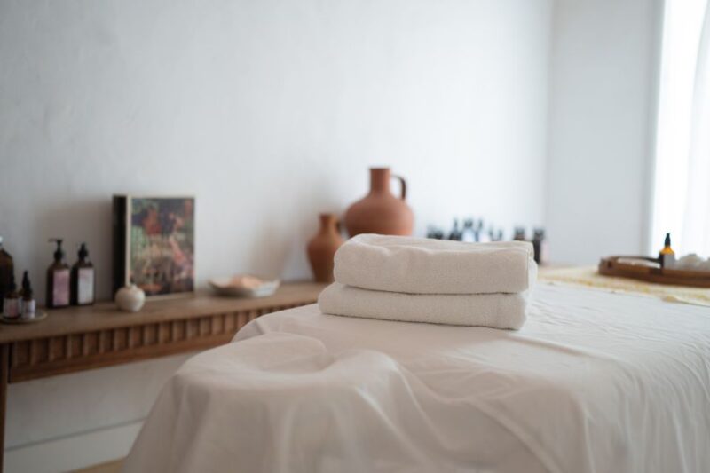 La Eva Treatments - Deep Release Massage - About La Eva Treatments