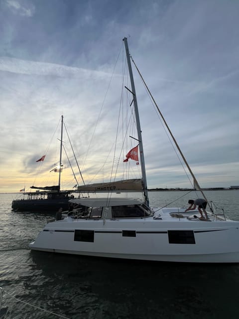 La Flotte En Ré - 2 Hour Evening Catamaran Cruise - Activity Overview