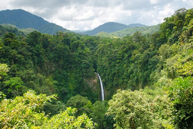 La Fortuna Waterfall & Arenal Volcano Hike - Itinerary and Tour Details