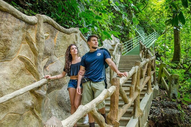 La Fortuna Waterfall & Arenal Volcano Hike - Pickup and Meeting Information