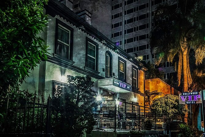 LA Ghosts Boos and Booze Haunted Pub Crawl - Age Requirement and Physical Fitness