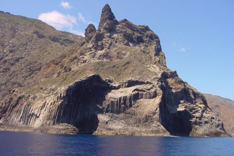 La Gomera: Whale Watching Tour on a Vintage Boat - Experience Highlights