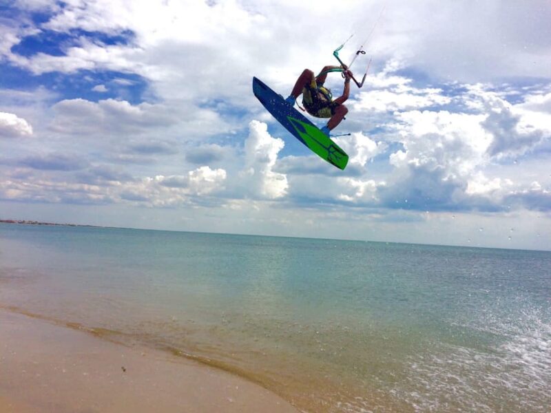 La Guajira: Kitesurfing Experience 4 Days - Included Services
