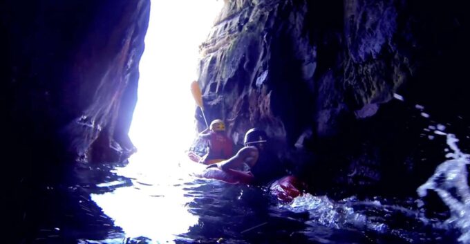 La Jolla: 2.5-Hour Kayak and Snorkel Tour - Amenities and Facilities