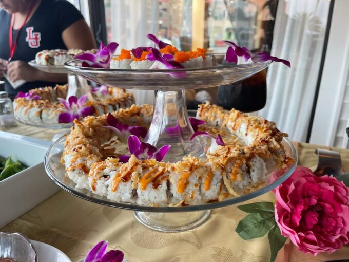 La Jolla: Date Night With Luxury Oceanfront Asian Cuisine - Optional Activities: Wine, Picnic, Street Food