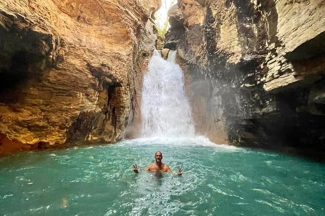 La Leona Waterfall and White River Tubing - Key Points