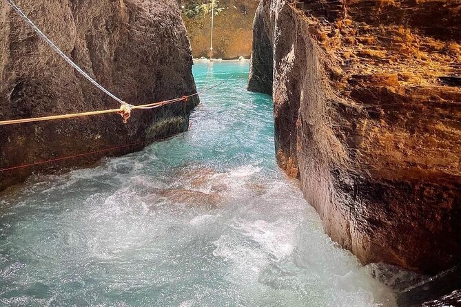 La Leona Waterfall Extreme Hiking -swimming & Hot Springs Tour - Location and Accessibility