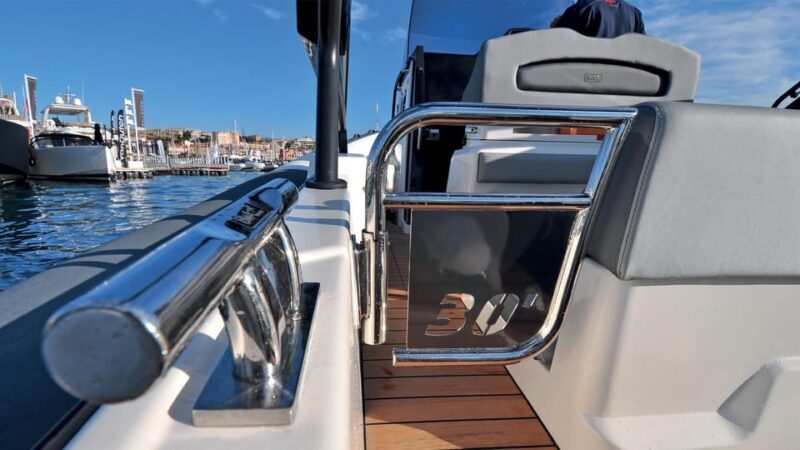 La Maddalena: Island Tour With Aperitif and Brunch on Board - Customized and Personalized Experience