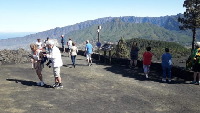 La Palma: South Tour to the Volcanoes by Bus 4x4 - Flexible Booking and Cancellation