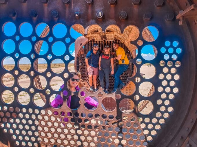 La Paz: 3-Day Uyuni Tour + Upgraded Round-Trip Night Buses - Night Bus Amenities