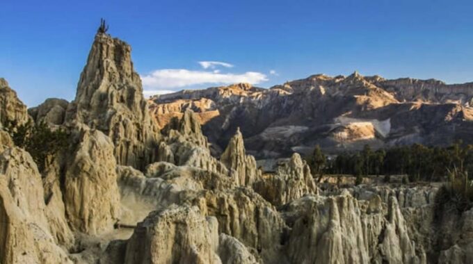 La Paz | Chacaltaya Mountain and Moon Valley Tour | Bolivia - Valley of the Moon
