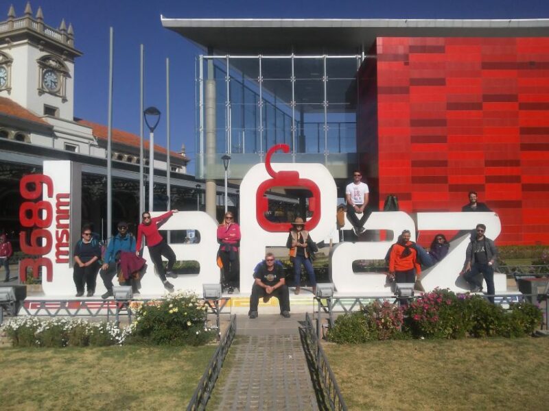 La Paz: City Highlights Walking Tour With Cable Car Ride - Key Points