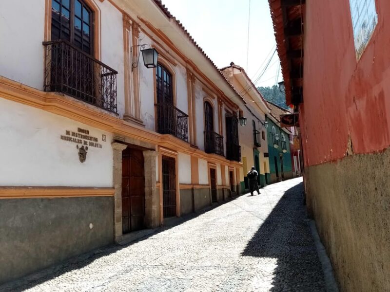 La Paz: City Tours Moon Valley and Cable Car 3 Teleféricos - Participant Restrictions and Recommendations