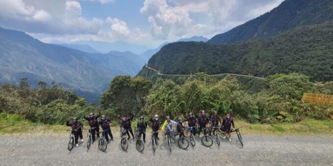 La Paz | Death by Bike Route | Lunch - Group Size and Safety