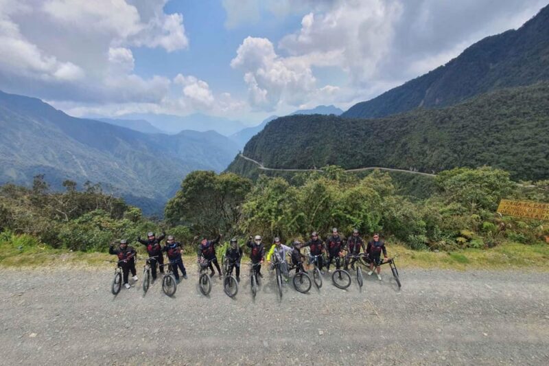 La Paz: Death Road Mountain Bike Tour With Lunch - Tour Overview