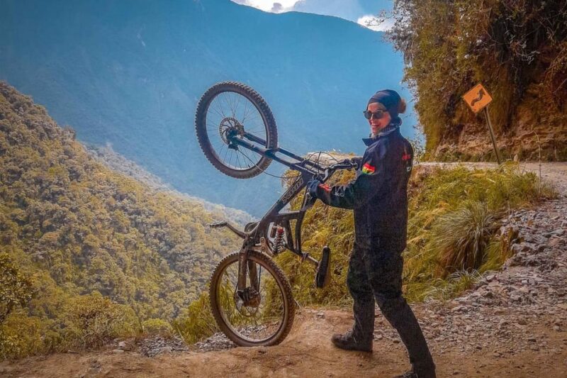 La Paz: Death Road Mountain Bike Tour With Lunch - Inclusions