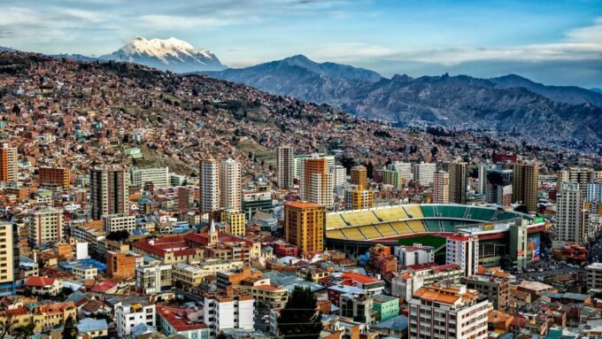 La Paz: Exploring the City on Foot and Enjoying Its Essence - Accessibility