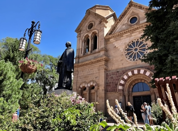 La Paz : Must-See Sites Walking Tour With A Guide - Booking and Meeting Information