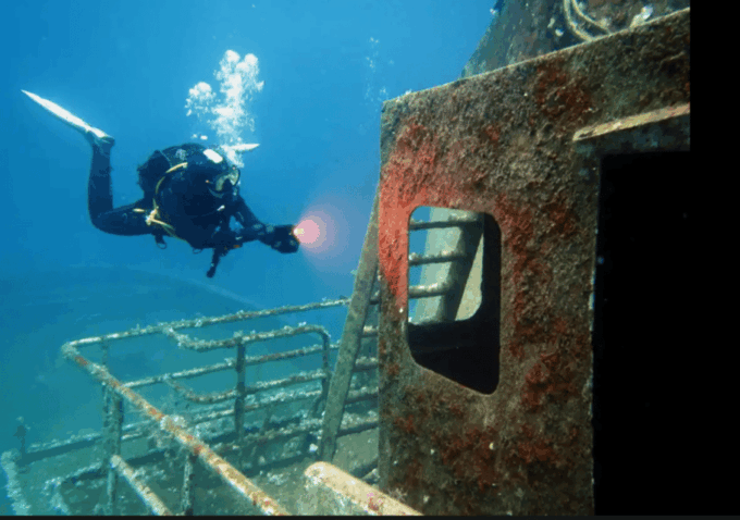 La Paz: Salvatierra Wreck Dive Experience - Frequently Asked Questions