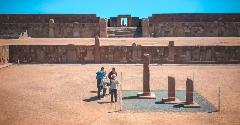La Paz: Tiwanaku and Puma Punku Private Tour With Lunch - Itinerary and Highlights