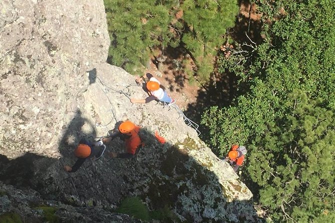 La Pirámide Park // VIA FERRATA, RAPPEL, ZIPLINE - Frequently Asked Questions