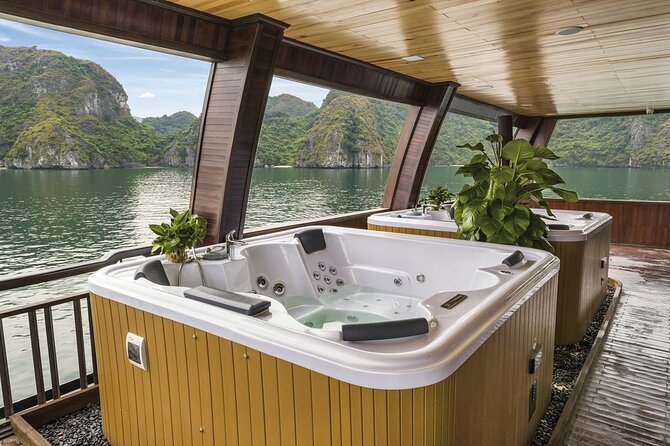 LA REGINA LEGEND Cruise 5* Luxury 3D2N With 2 Ways Transfer - Transportation Details