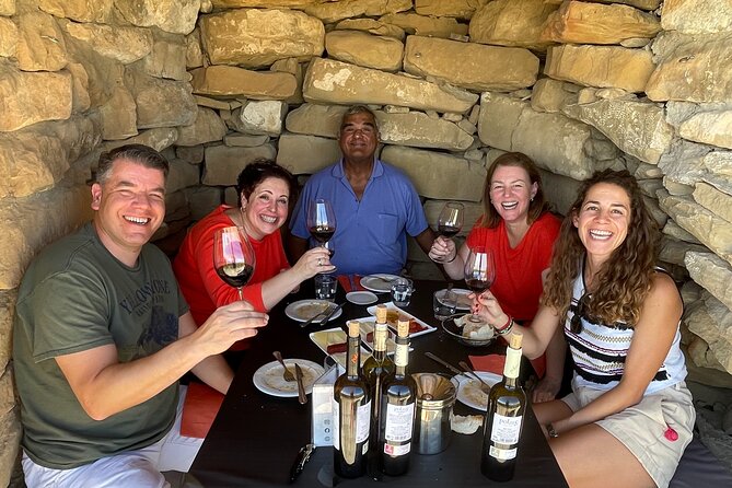 La Rioja Boutique Wine Tour - 2 Wineries & Picnic Lunch (From Bilbao) - Likely to Sell Out Quickly