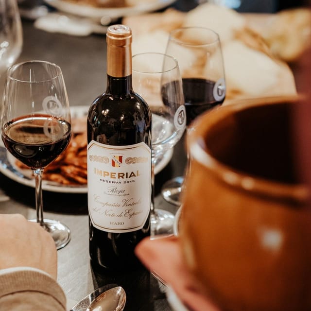 La Rioja: Guided Visit to CVNE Winery and Wine Tasting - Accessibility and Customization