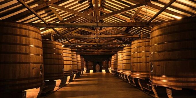 La Rioja: Guided Visit to CVNE Winery and Wine Tasting - History of CVNE Winery