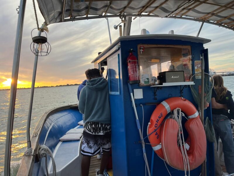 La Rochelle - 2-Hour Chilled Cruise for Friends - Weather and Cancellation Policy