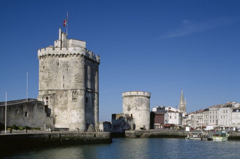 La Rochelle: Entry Ticket to the 3 Towers - Closure Dates and Hours