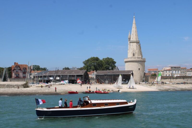 La Rochelle: Les Minimes and Bay Boat Tour - Experience Description