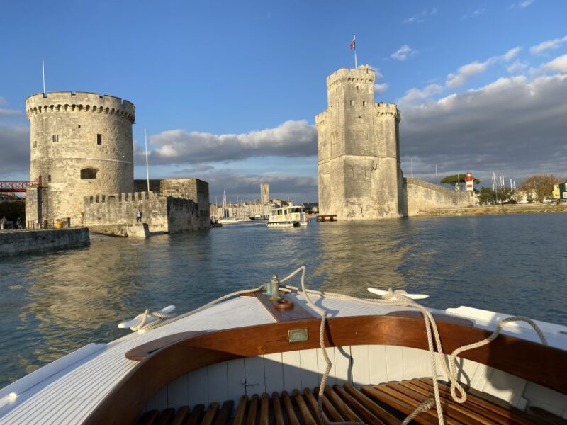 La Rochelle: Les Minimes and Bay Boat Tour - Meeting Point and Information