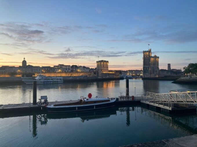 La Rochelle: Les Minimes and Bay Boat Tour - Highlights