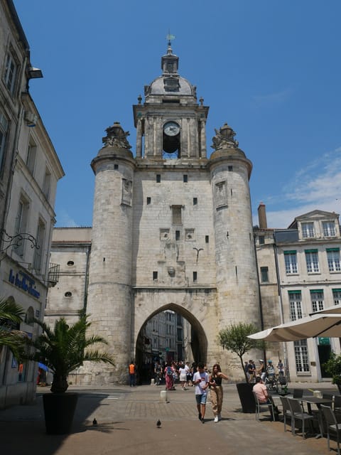 La Rochelle: Old Town and Vieux-Port Guided Walking Tour - Itinerary Highlights