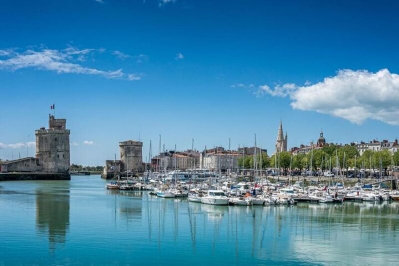 La Rochelle : Private Custom Walking Tour With a Local Guide - Customizable Experiences