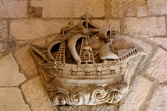 La Rochelle Towers Entrance Ticket - Nearby Transportation Options