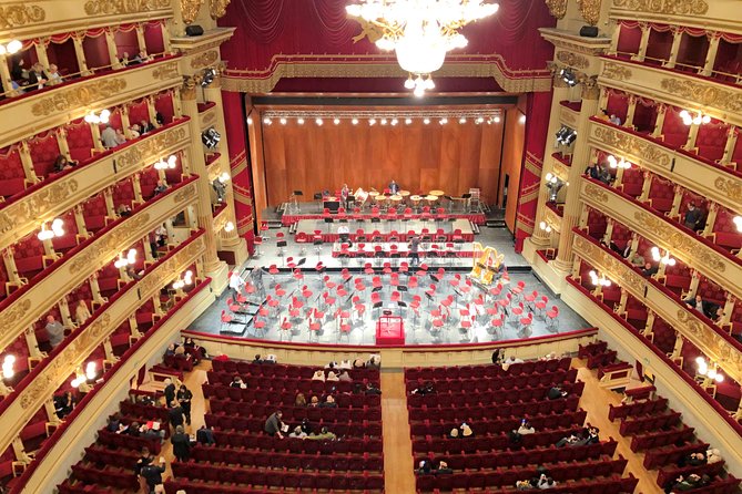 La Scala Museum Experience and Hop on Hop off Optional - Included Offerings