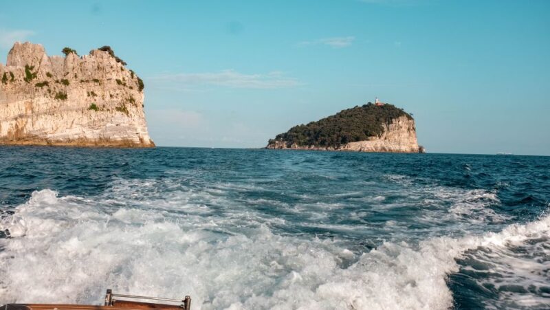 La Spezia: 6-Hour Boat Trip With Swim & Diving Stops - Pricing and Group Size