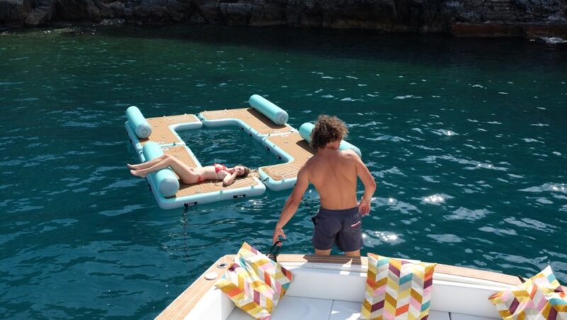 La Spezia: 6-Hour Boat Trip With Swim & Diving Stops - Exploration and Activities