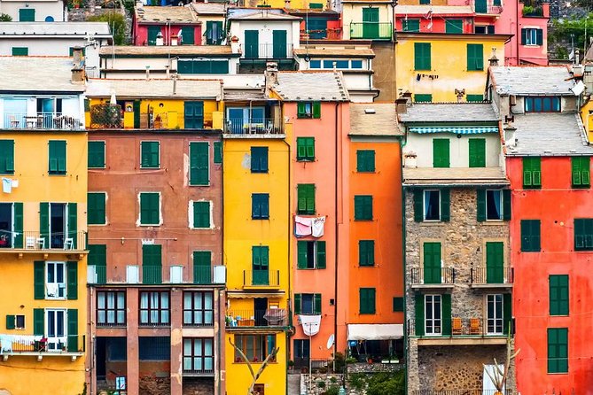 La Spezia Port: Cinque Terre and Pisa Full Day Tour by Minivan and Ferry-Boat - Recommended Attire and Gear