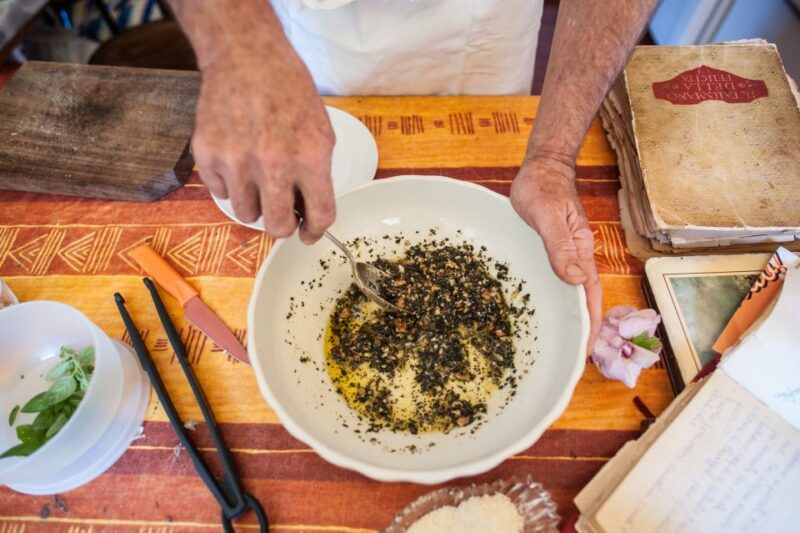 La Spezia: Private Market Tour & Cooking Class in Local Home - Cesarina Network